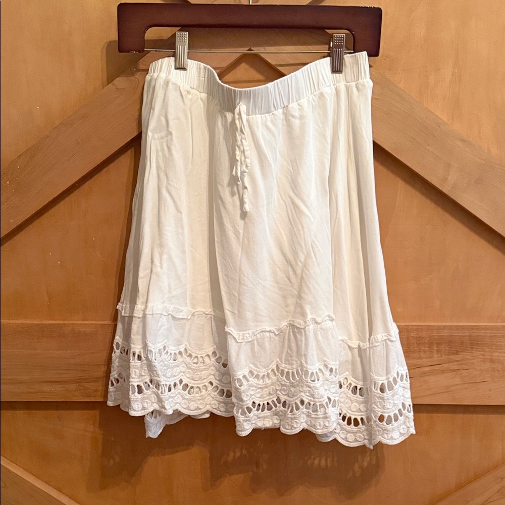 Amazon White Lace Hem Mini Skirt